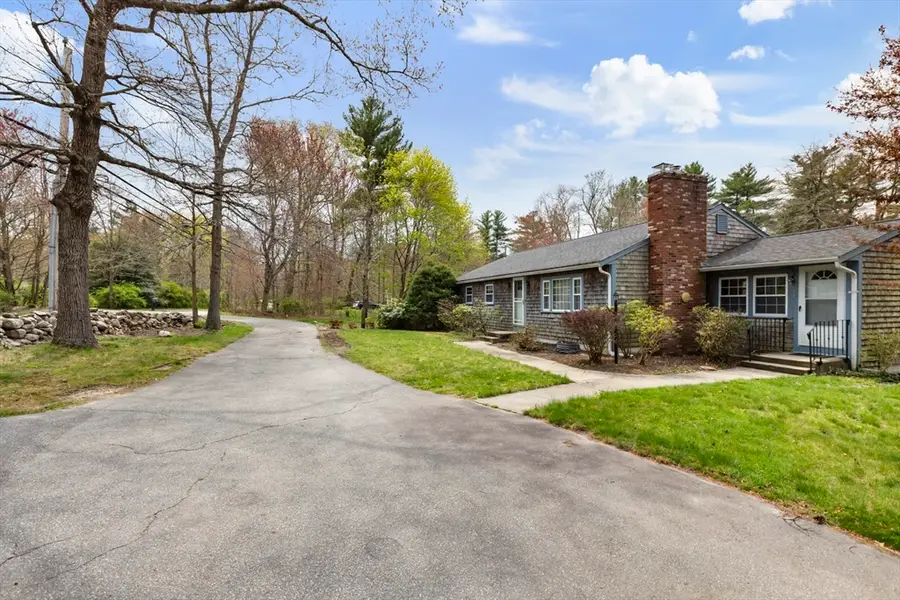 118 County St, Lakeville, MA 02347 - #3