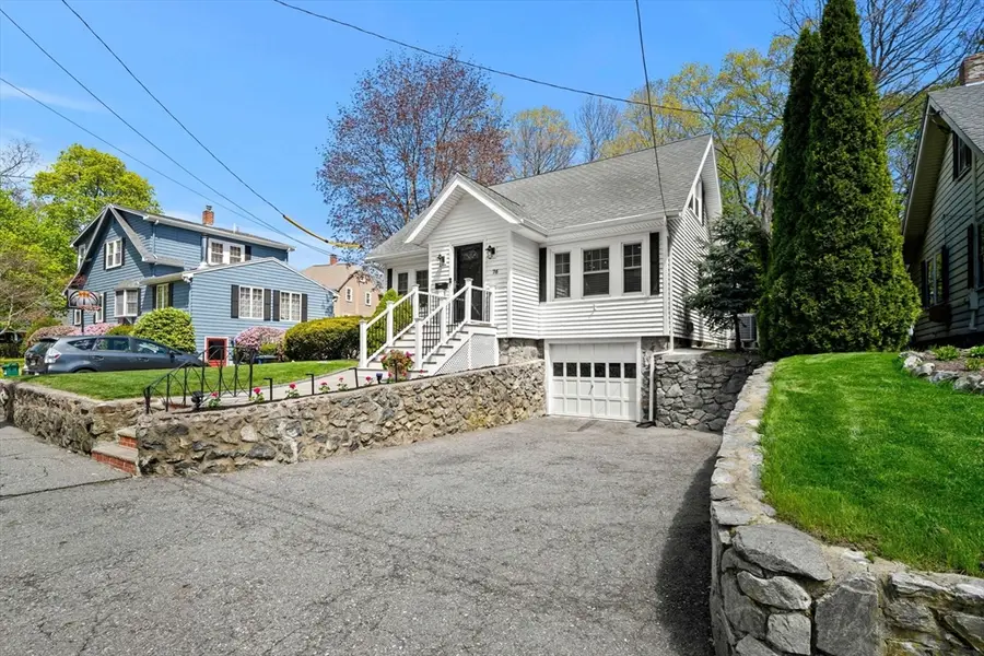 76 Perkins St, Stoneham, MA 02180 - #3