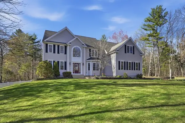 5 Nelson Court, Mendon, MA 01756