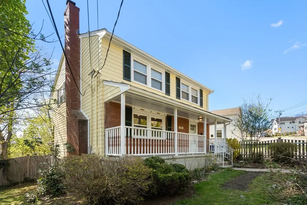 392 Poplar St, Boston, MA 02131 - #1