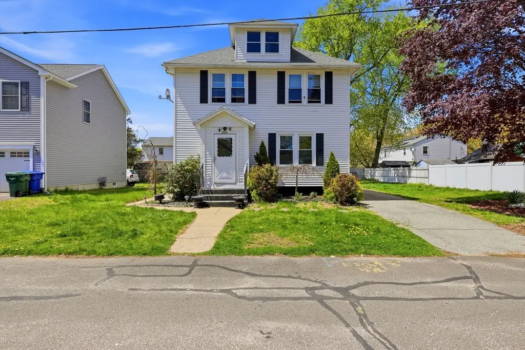 12 Angelo St, Springfield, MA 01119 - #1