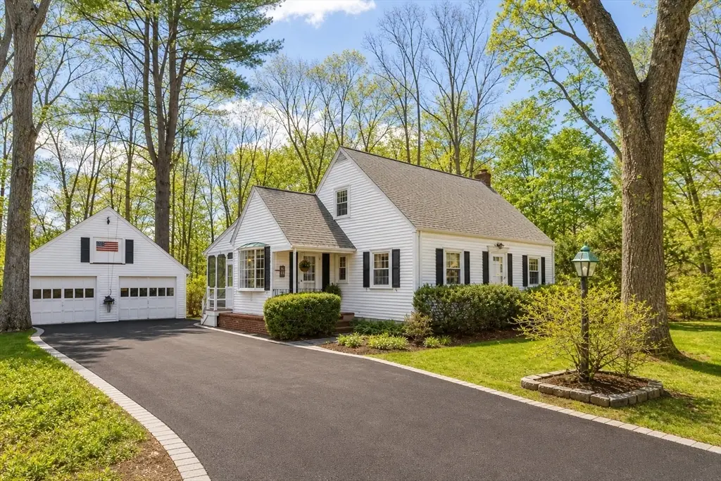 90 Walnut St, Walpole, MA 02081 - #1