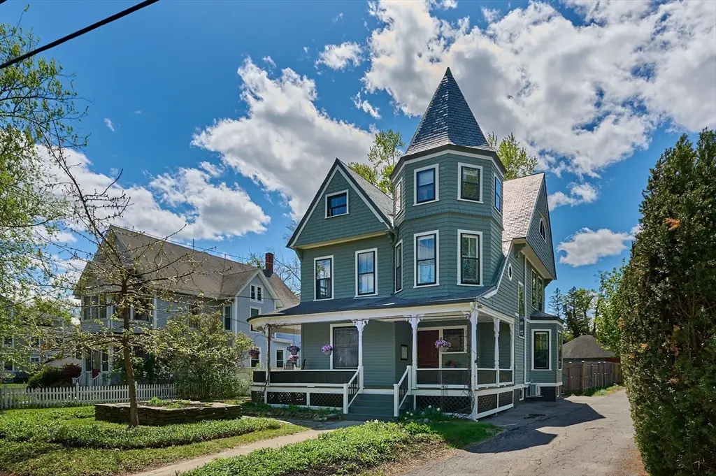 296 Elm St, Northampton, MA 01060 - #1