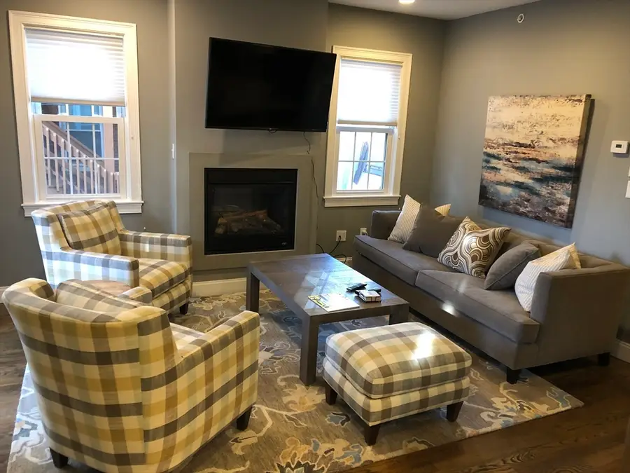 149 G St #1, Boston, MA 02127 - #3