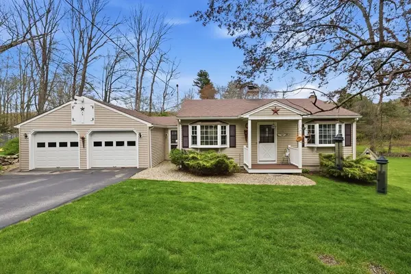 14 Gay Road, Brookfield, MA 01506