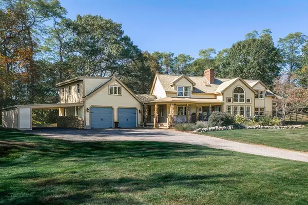 29 Heartbreak Rd, Ipswich, MA 01938