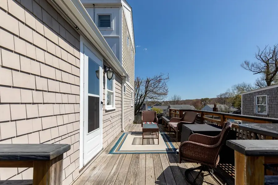 16 Thomas Ave, Plymouth, MA 02360 - #2
