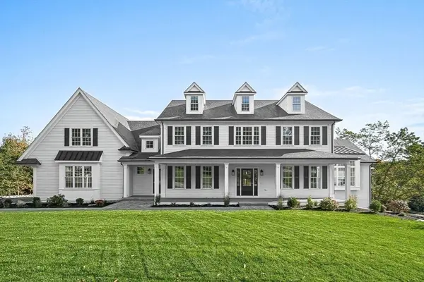 14 Liana Street, Woburn, MA 01801