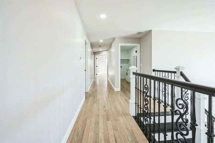 11 Falcon Dr, Shrewsbury, MA 01545 - #3