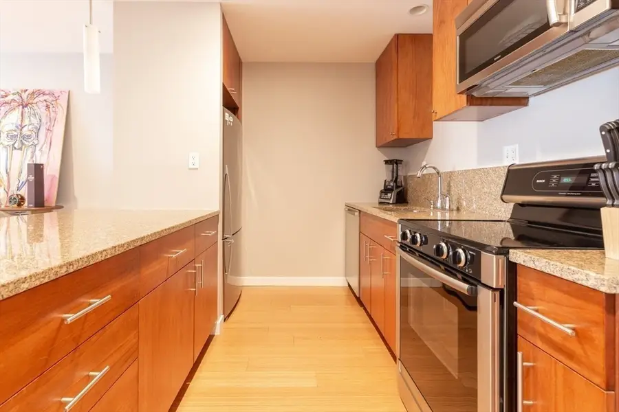 16 Miner St #306, Boston, MA 02215 - #2