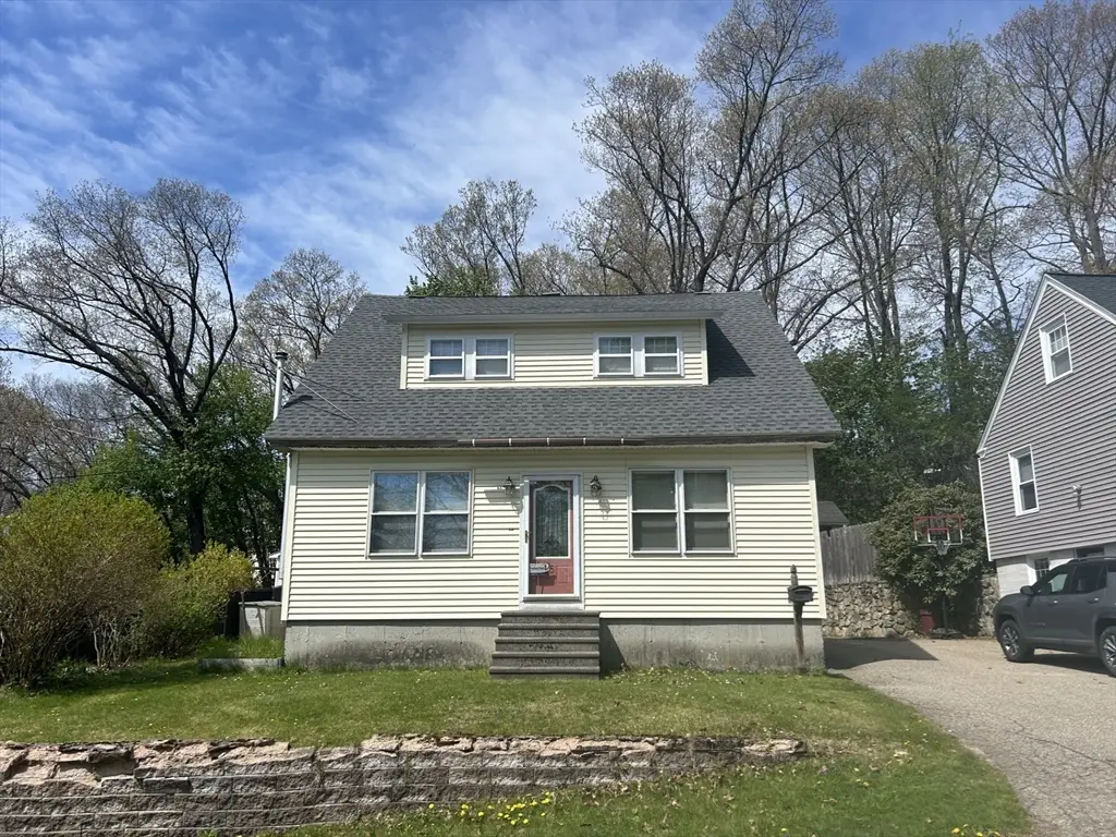 5 Utica Dr, Worcester, MA 01603 - #1