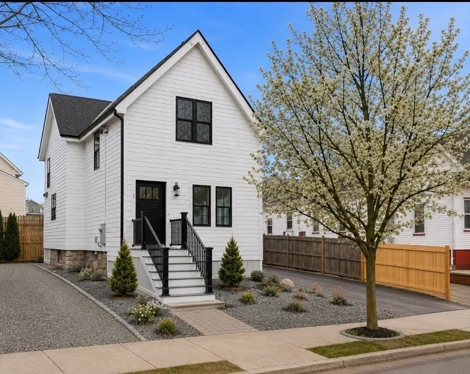 30 Waverly Ave, Everett, MA 02149 - #1