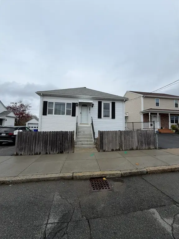 496 Tucker St, Fall River, MA 02721 - #1