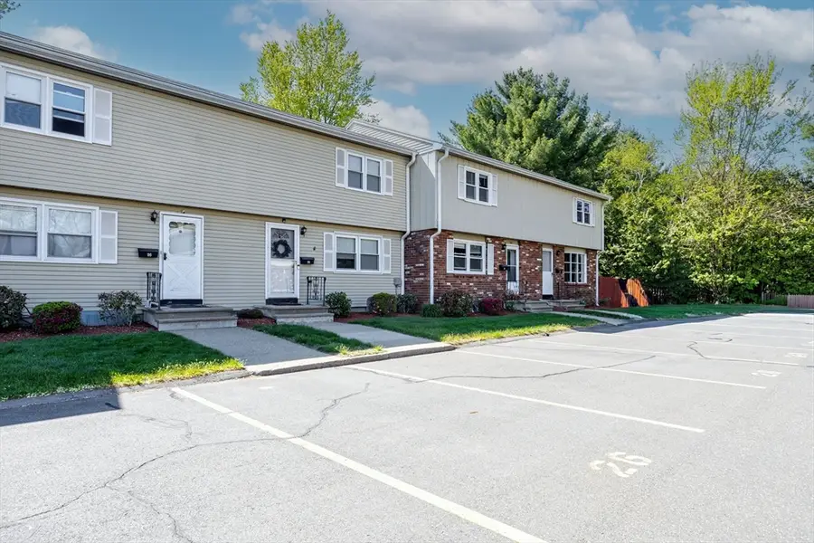 32 Yorktown Ct #32, Chicopee, MA 01020 - #2