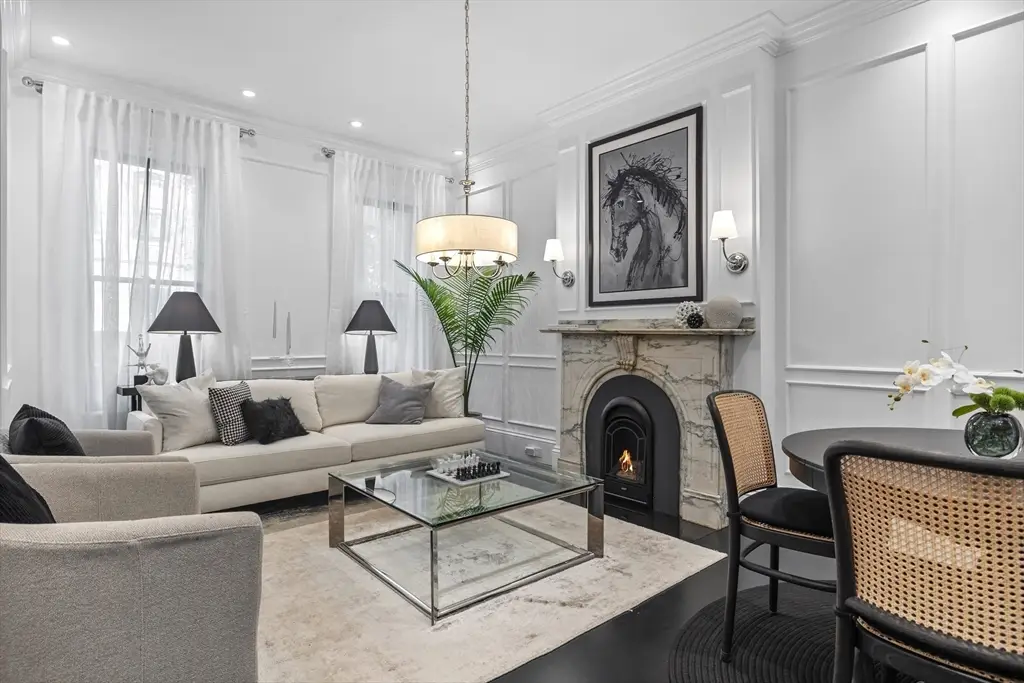 28 Lawrence St, Boston, MA 02116 - #1