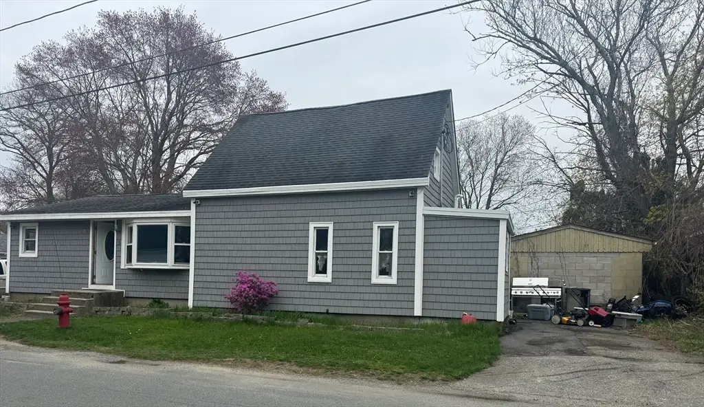 5 Rock St, Westport, MA 02790 - #1