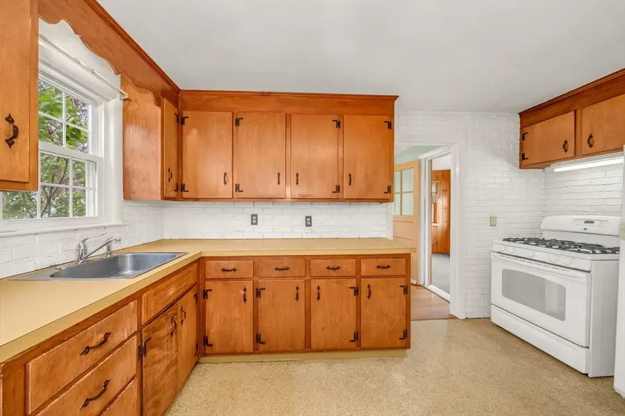 100 Assumption Avenue, Worcester, MA 01606 - #3