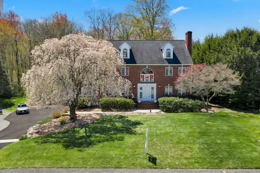 14 Mctaggart St, Westborough, MA 01581 - #2