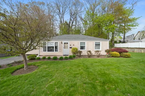 11 Old Country Way, Weymouth, MA 02188