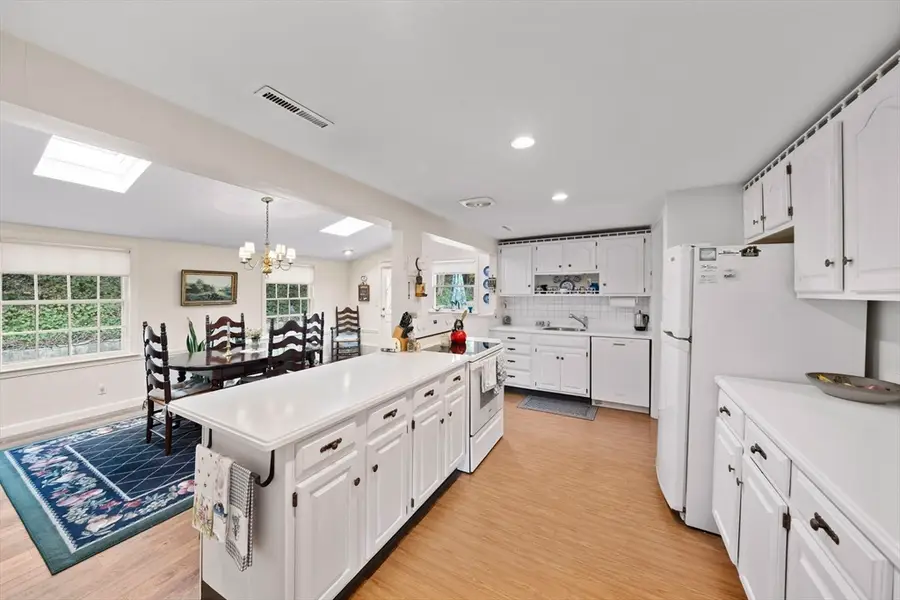 11 Old Country Way, Weymouth, MA 02188 - #2