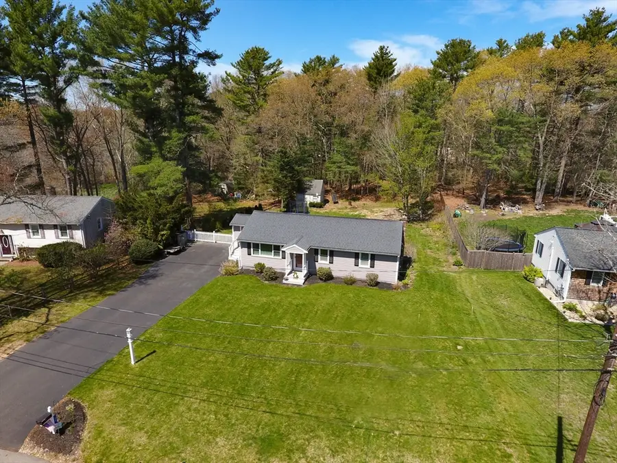 35 Pinecrest Dr, Taunton, MA 02780 - #2
