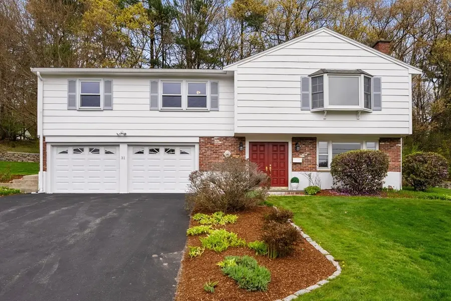 31 Lanewood Ave, Framingham, MA 01701 - #2