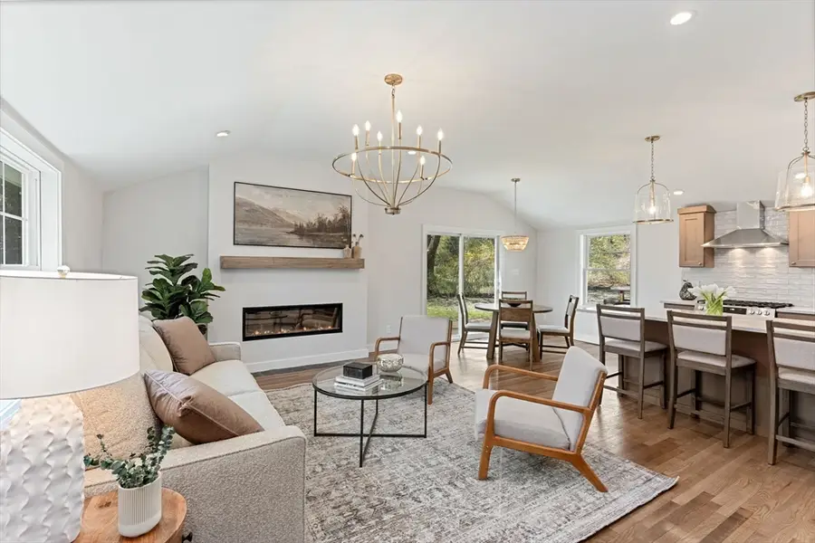 1111 Main St, Norwell, MA 02061 - #3