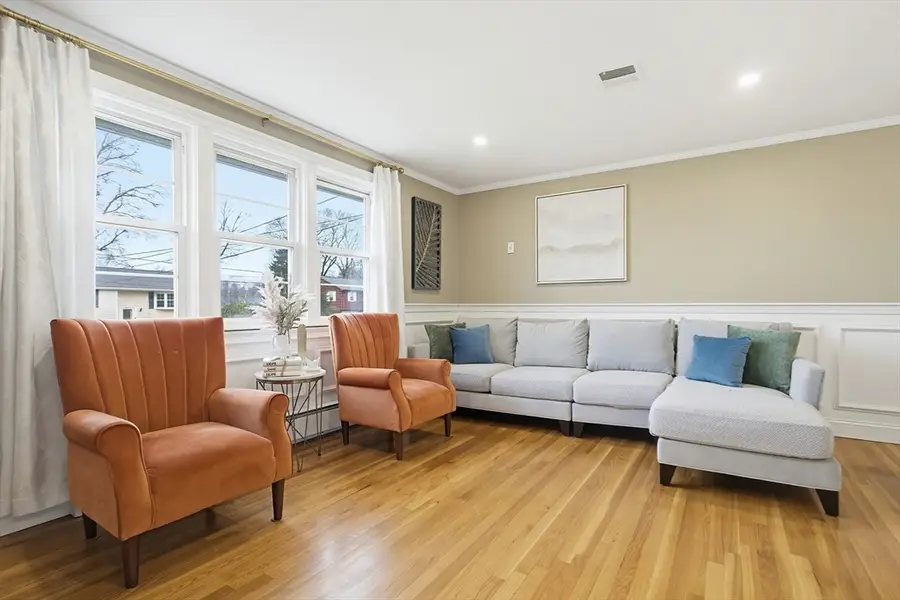 21 Taft St, Milford, MA 01757 - #3