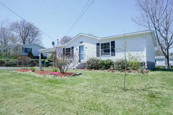 170 Champagne Road, Gardner, MA 01440