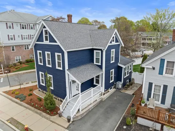 167 Essex St, Melrose, MA 02176