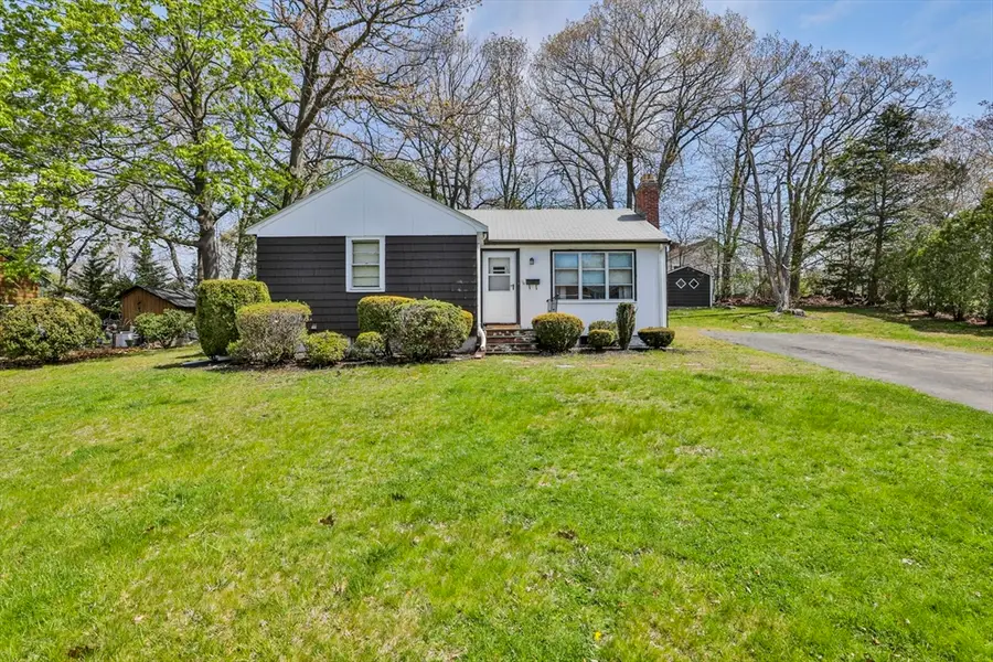 134 Gerald Rd, Milton, MA 02186 - #3
