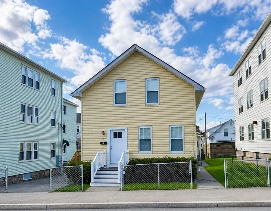 16 Caprera Rd, Worcester, MA 01604 - #2