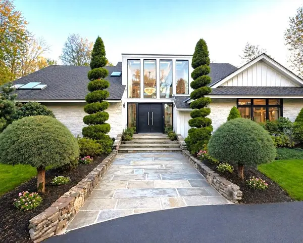 34 Tennyson, Longmeadow, MA 01106