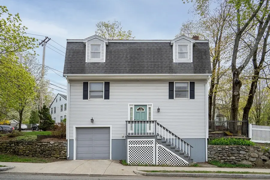 17 John St, Reading, MA 01867 - #2