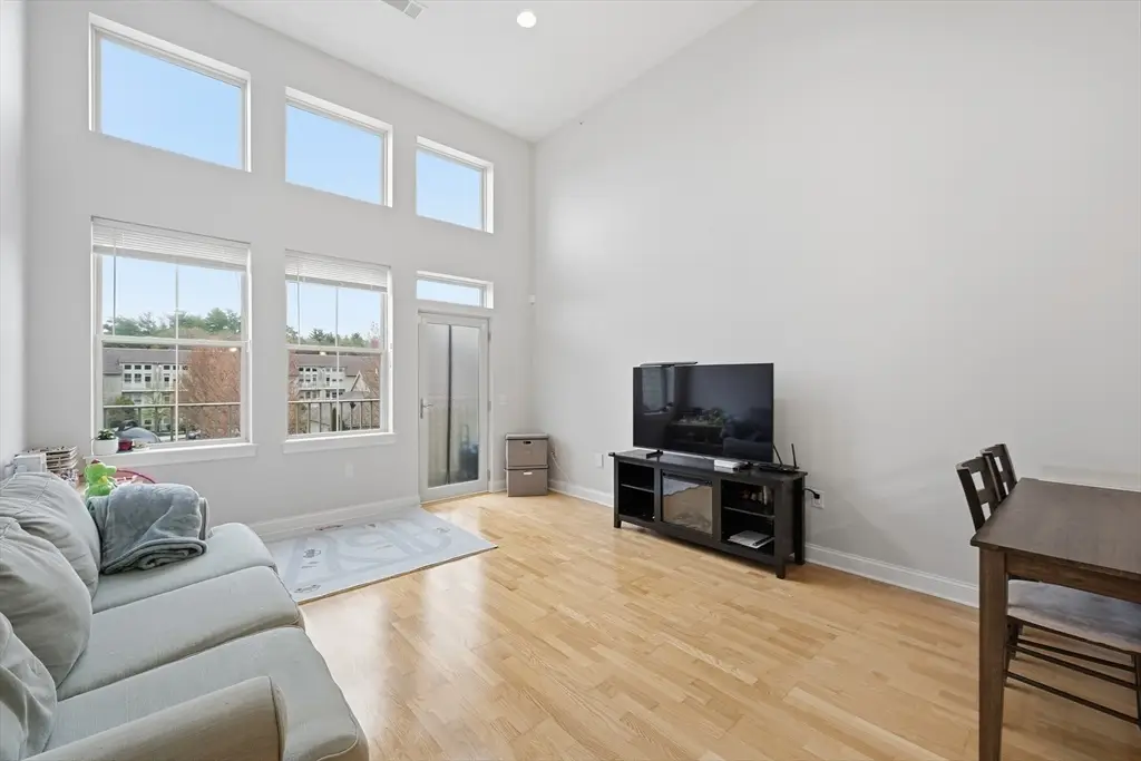 3 Harvest Dr #310, North Andover, MA 01845 - #1
