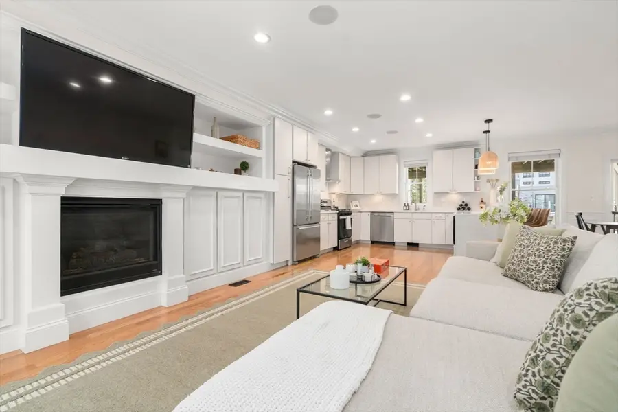 413 E 7th St #1, Boston, MA 02127 - #2