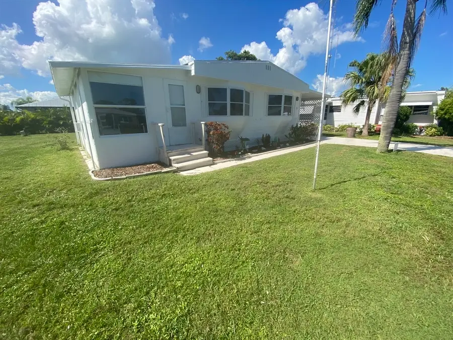 9 Se Valencia Lane, Port Saint Lucie, FL 34952 - #2
