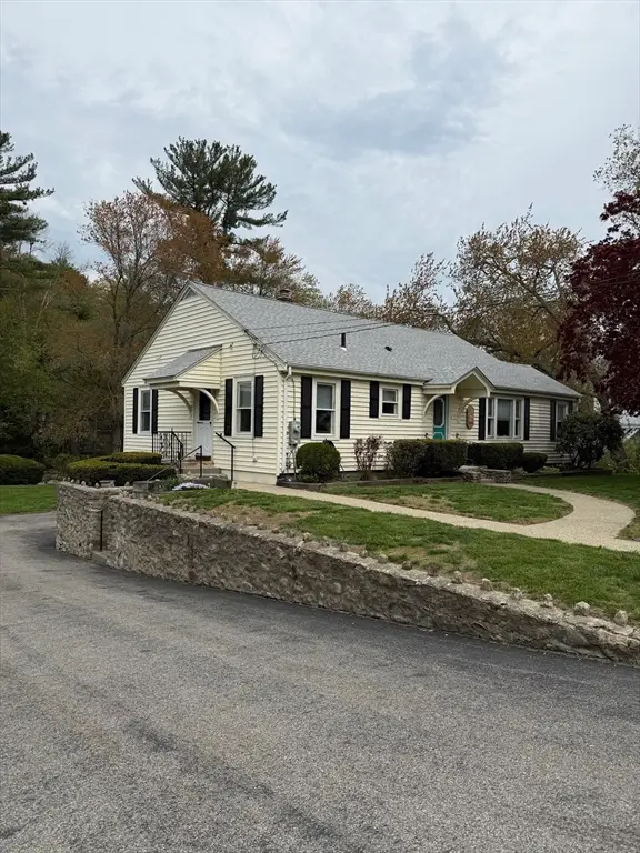 579 Church Street, Northbridge, MA 01588 - #3