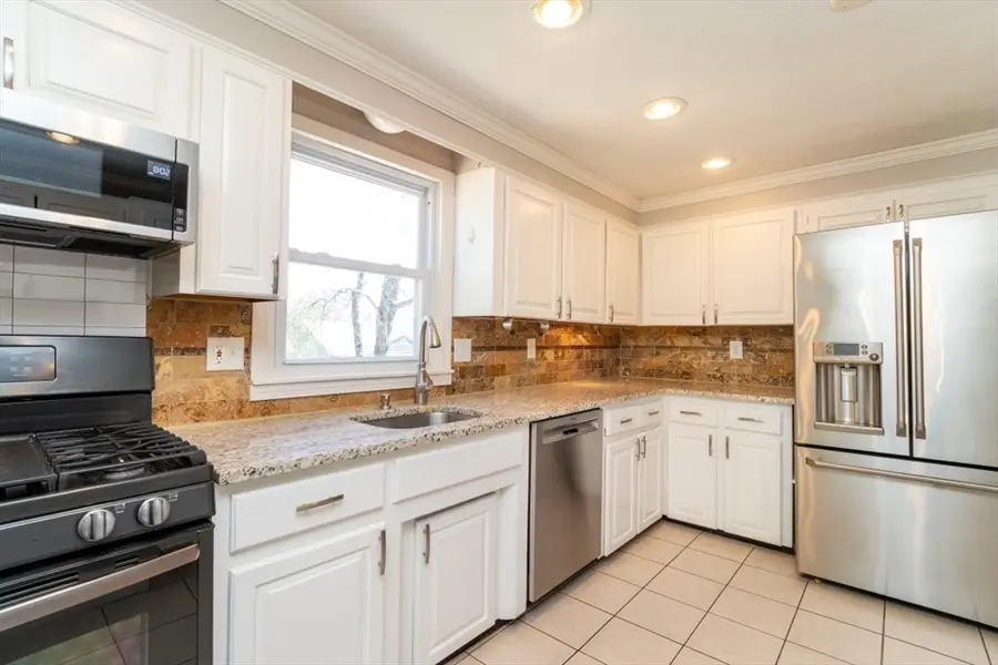 6 Dennis Rd, Milford, MA 01757 - #3