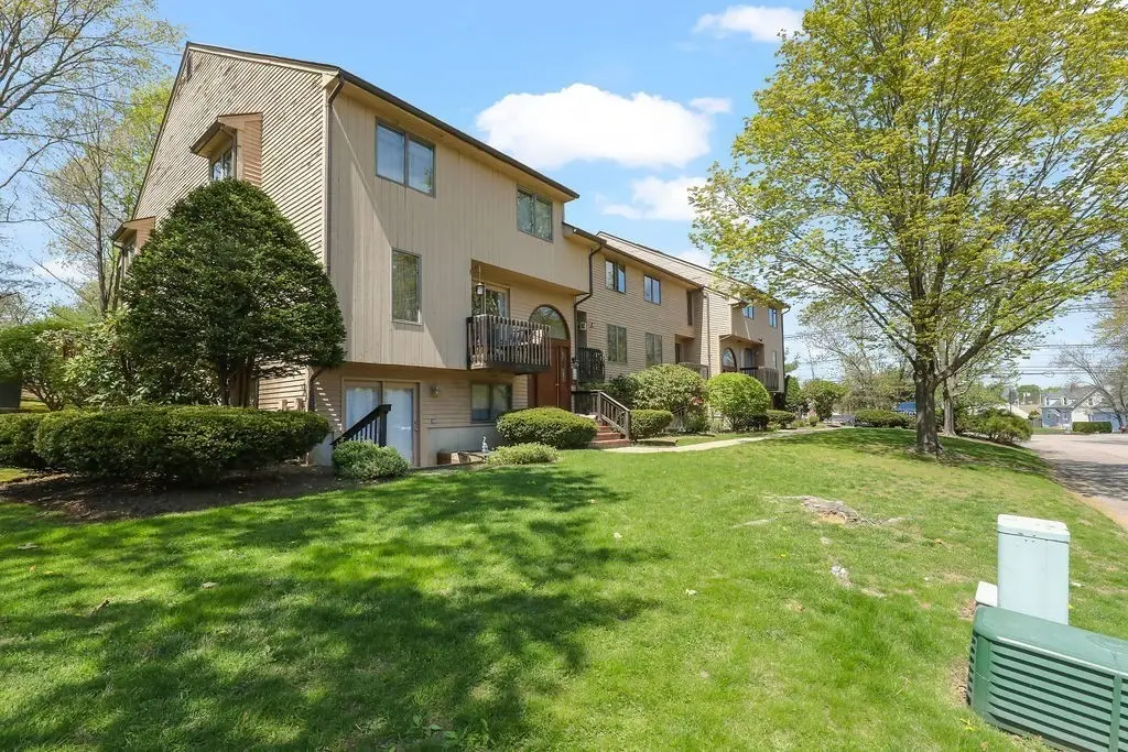 880 Landry Ave #7, North Attleboro, MA 02760 - #1