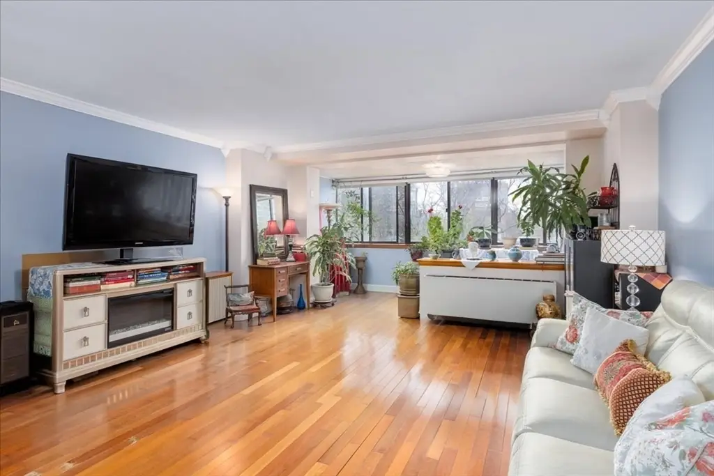 6 Whittier Place #4N, Boston, MA 02114 - #1
