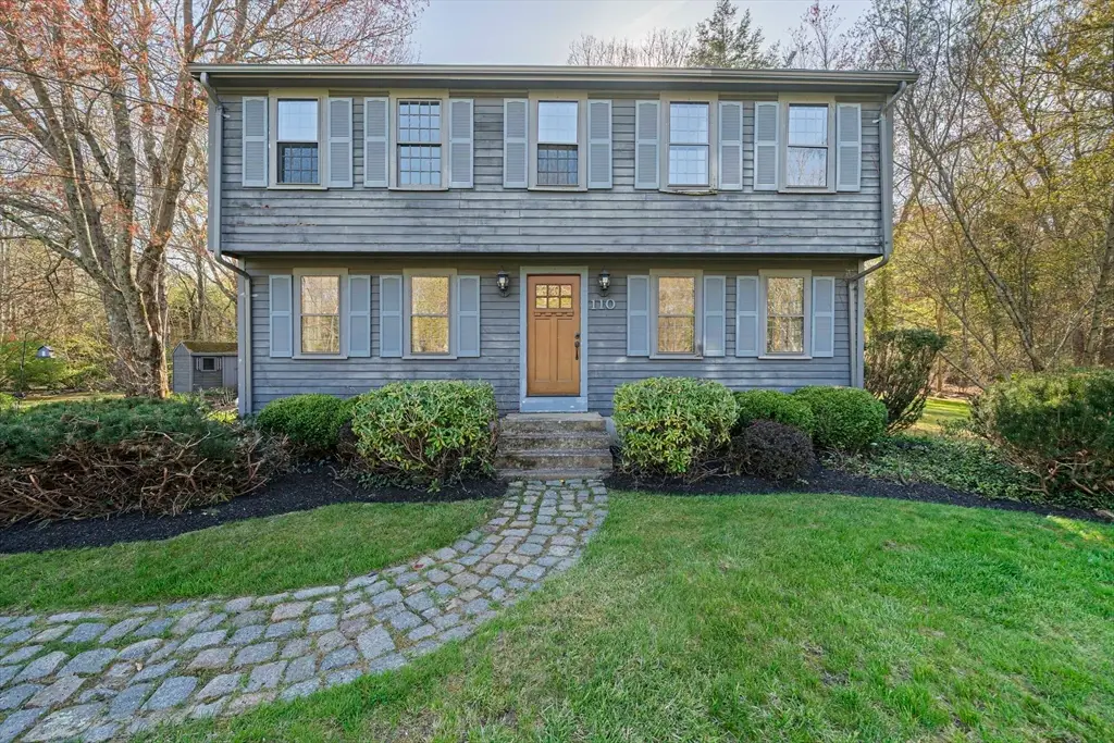 110 Country Rd, Hanover, MA 02339 - #1