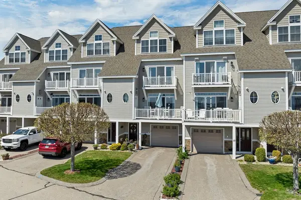 24 Harbor Road #9, Hampton, NH 03842
