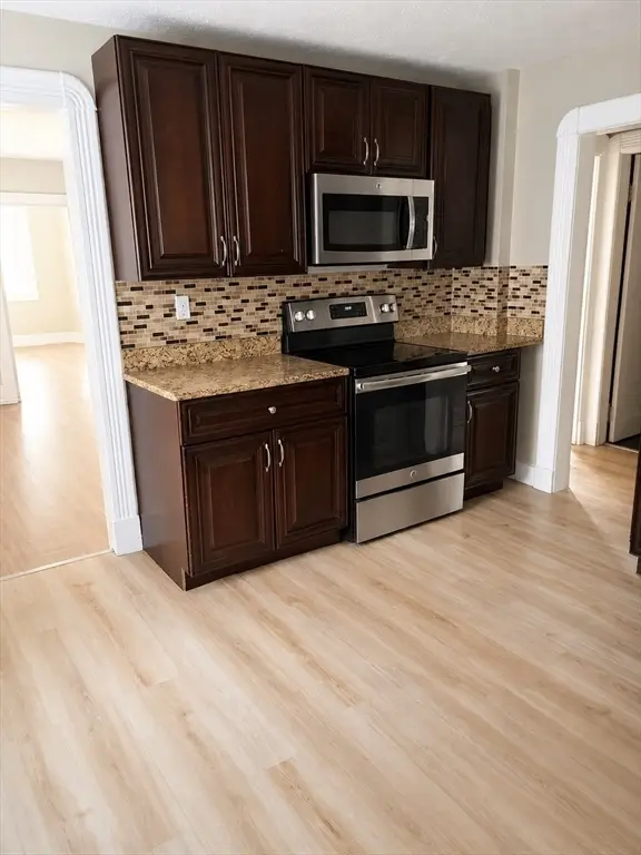 199 Eastern Ave, Springfield, MA 01109 - #2