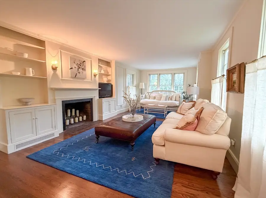 12 Cottage Street, Wellesley, MA 02482 - #3