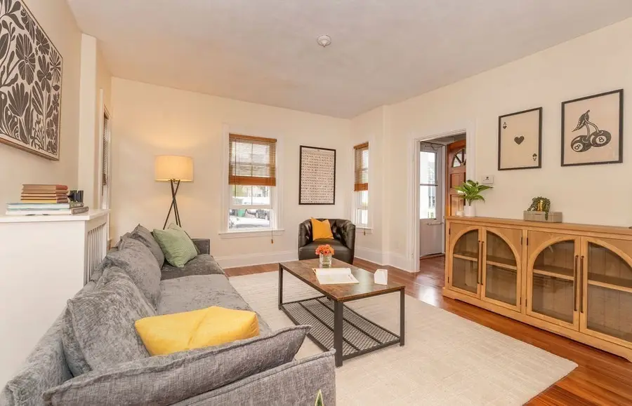 8 Alfred St, Medford, MA 02155 - #3