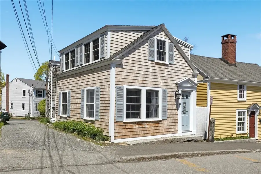 24 High St, Rockport, MA 01966 - #3