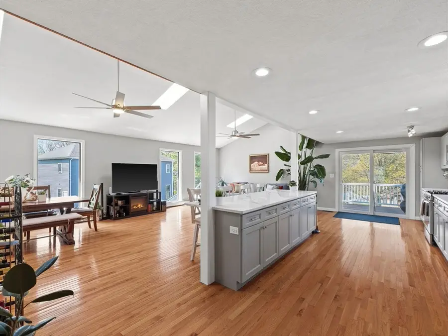 5 Bradford Ter, Saugus, MA 01906 - #3