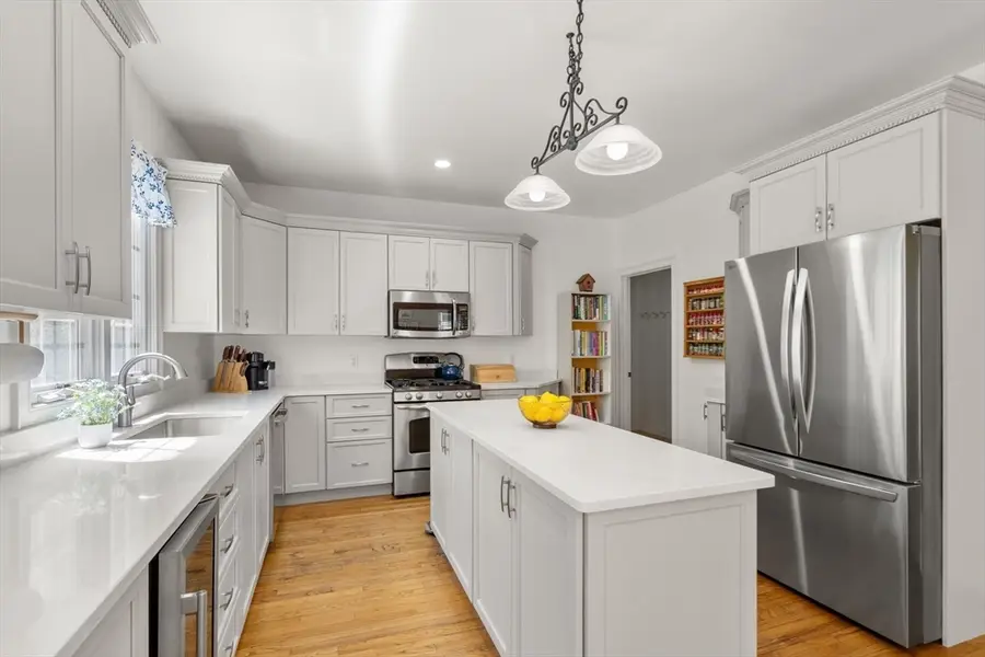 322 Cabot St, Newton, MA 02460 - #3