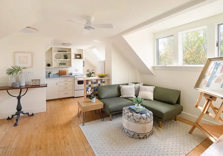 185 Hamilton St #3, Cambridge, MA 02139 - #2